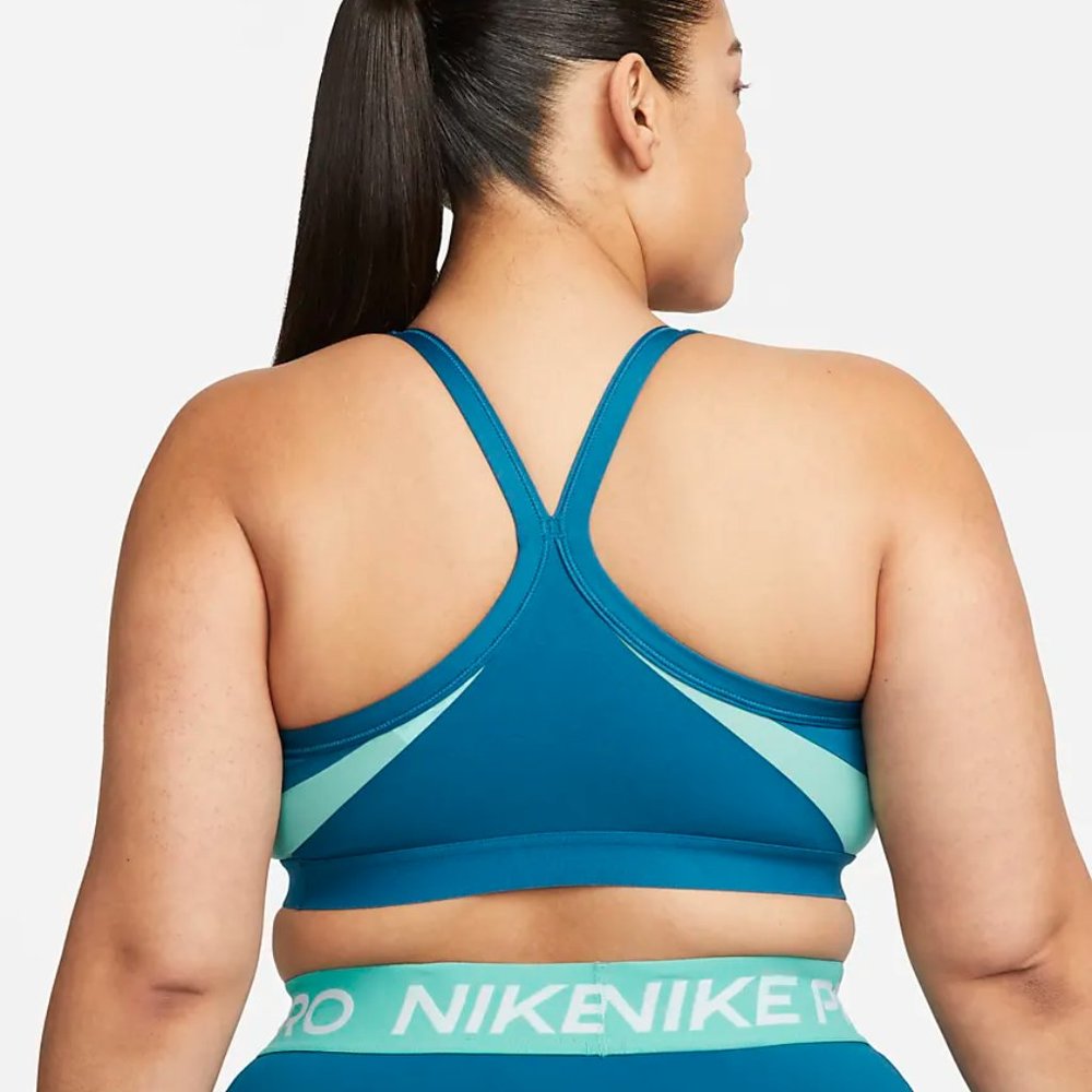 Nike Indy Women's Light-Support Padded V-Neck Sports Bra - Picture 3 of 6